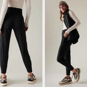 Athleta Venice Jogger Black Pant Semi Fitted Wicking Quick Dry Travel Large Tall